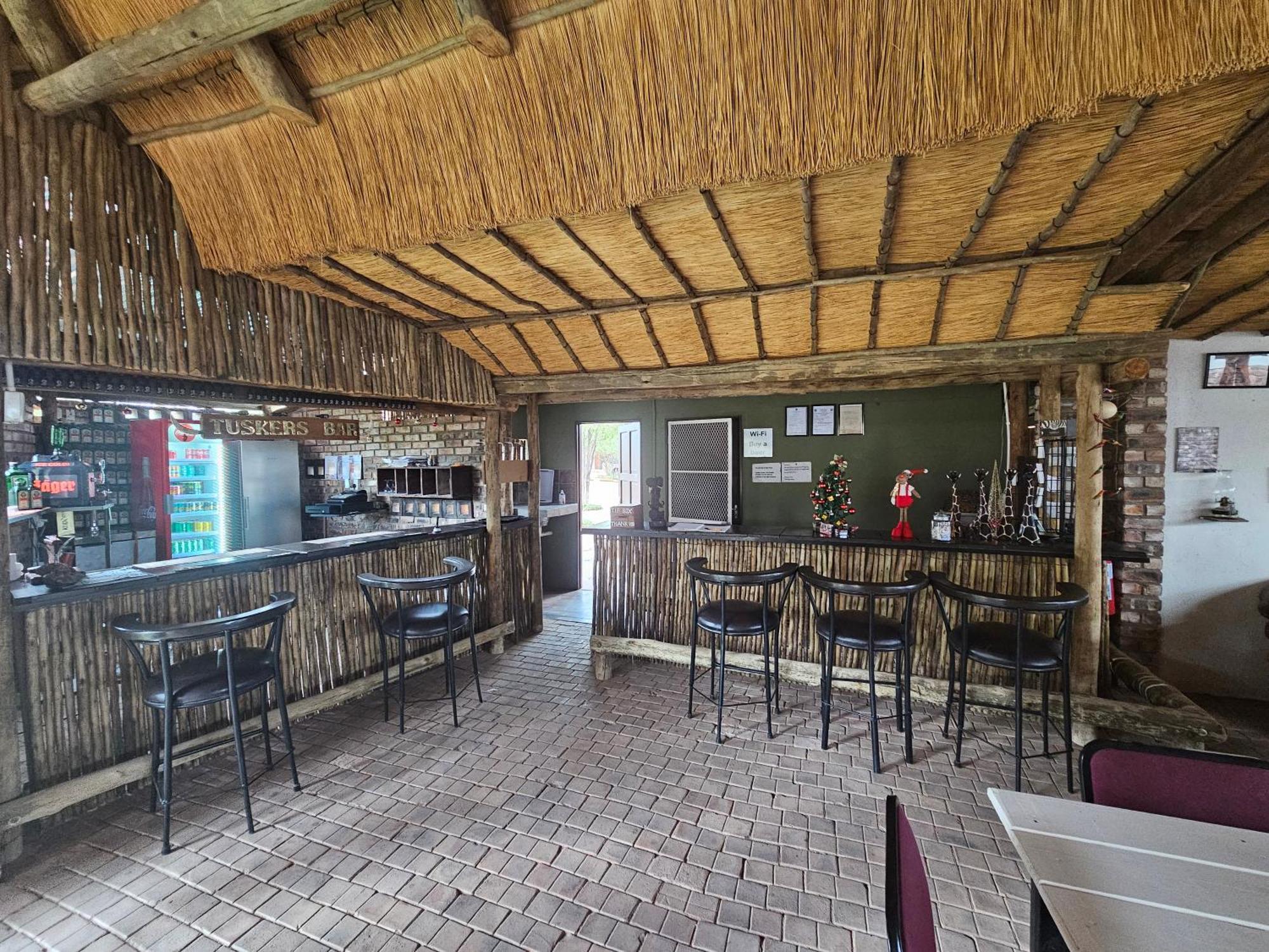 Kaoko Bush Lodge Kamanjab ภายนอก รูปภาพ