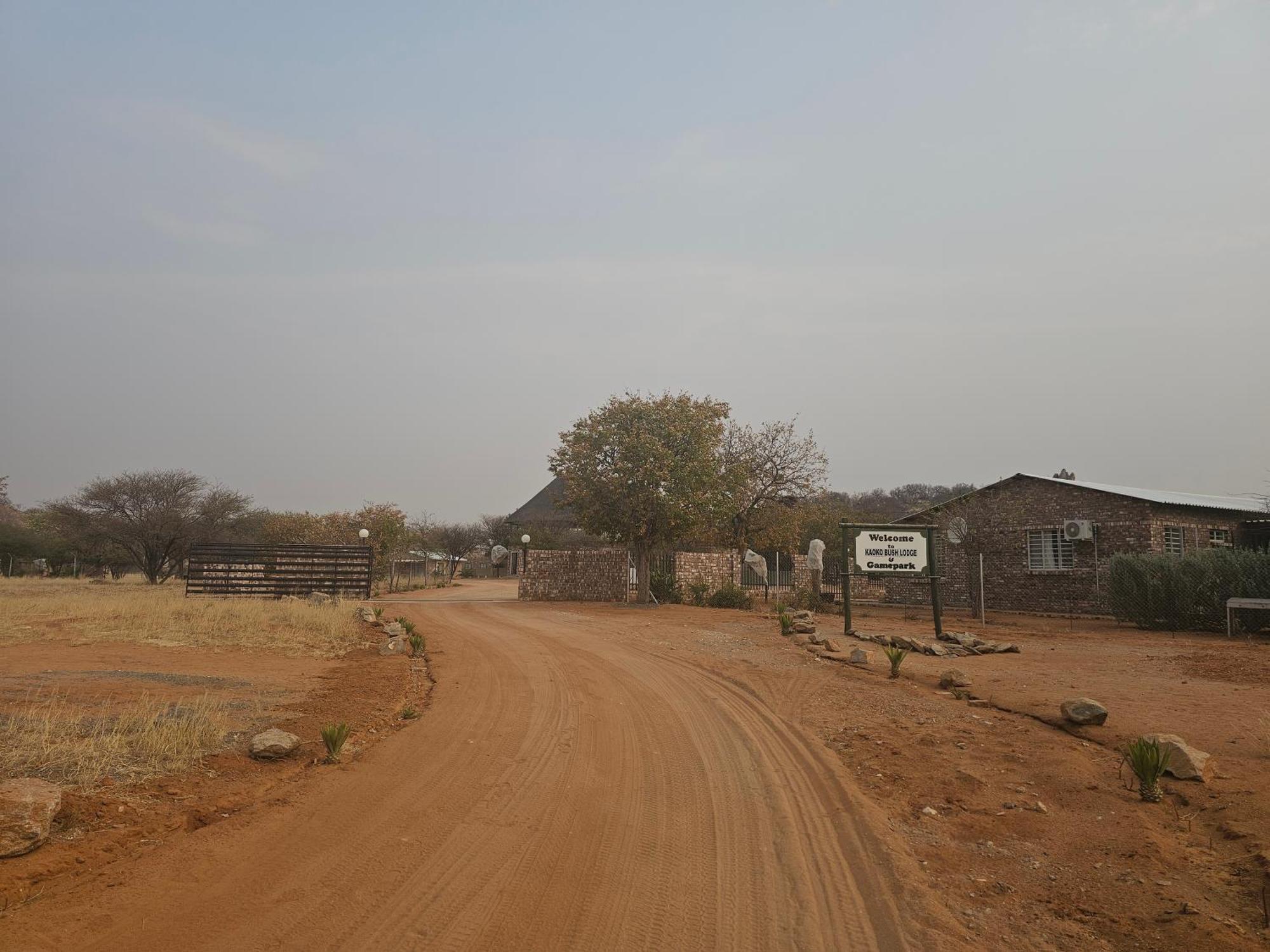 Kaoko Bush Lodge Kamanjab ภายนอก รูปภาพ