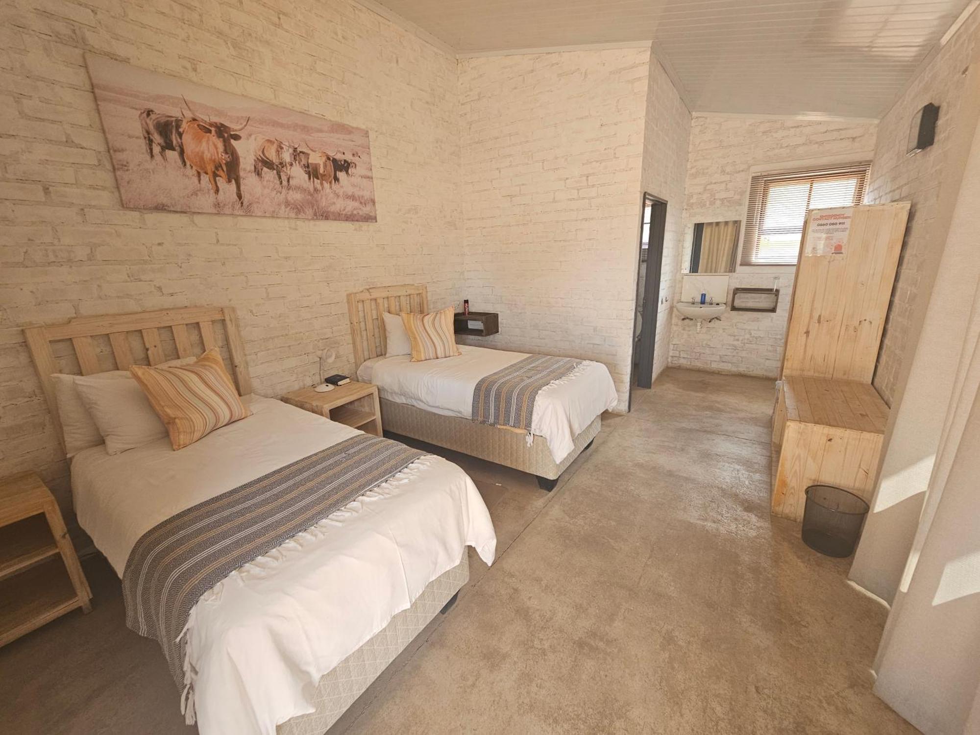 Kaoko Bush Lodge Kamanjab ภายนอก รูปภาพ