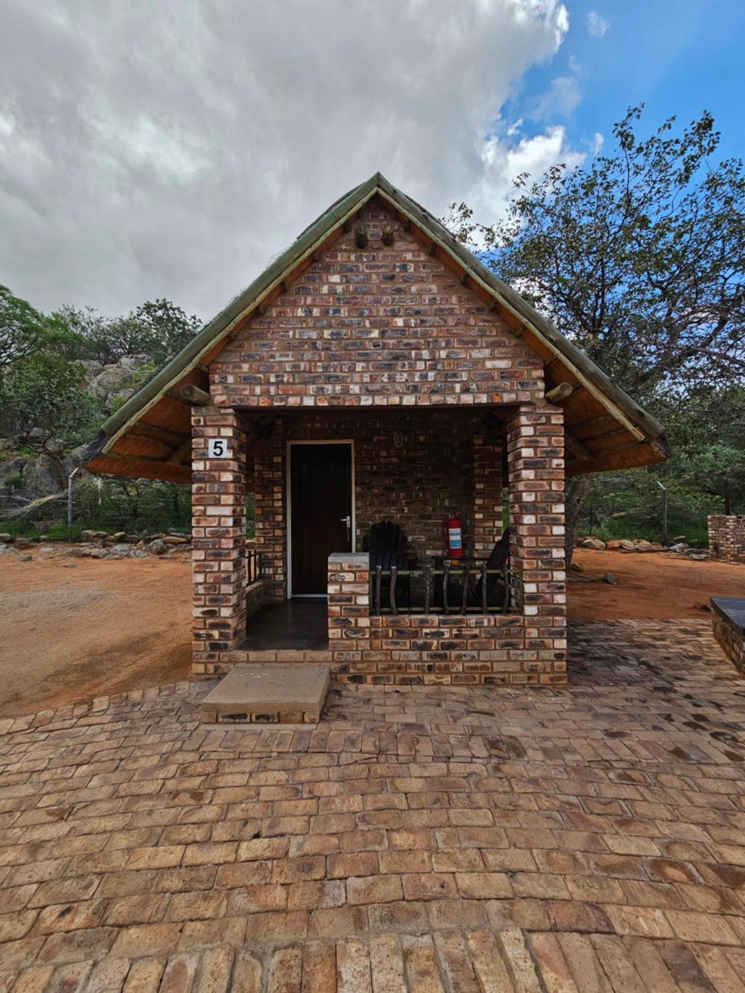 Kaoko Bush Lodge Kamanjab ภายนอก รูปภาพ